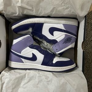 Air Jordan 1 Mid 'Sky J Purple'